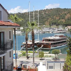 Hotel Q&s Cennet Life