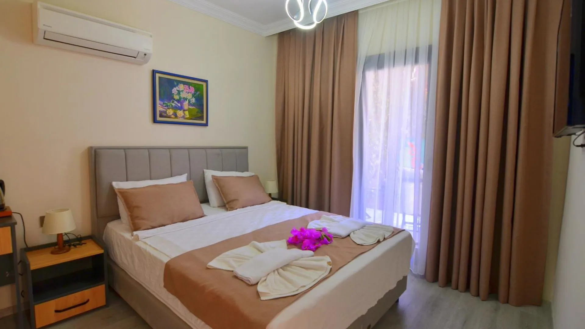 Mykonut Boutique Suites Fethiye 2*,