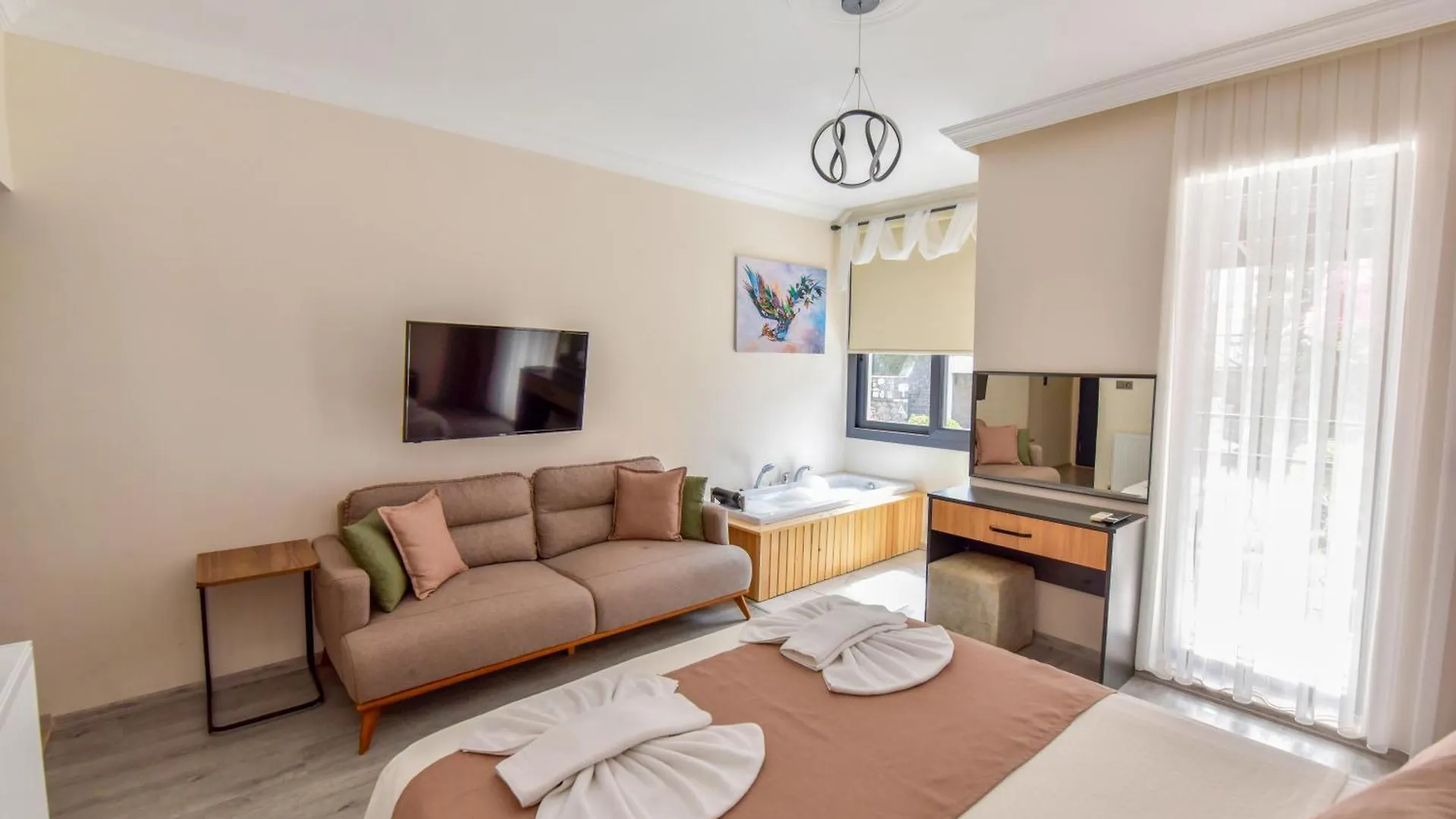 Bed & Breakfast Mykonut Boutique Suites Fethiye