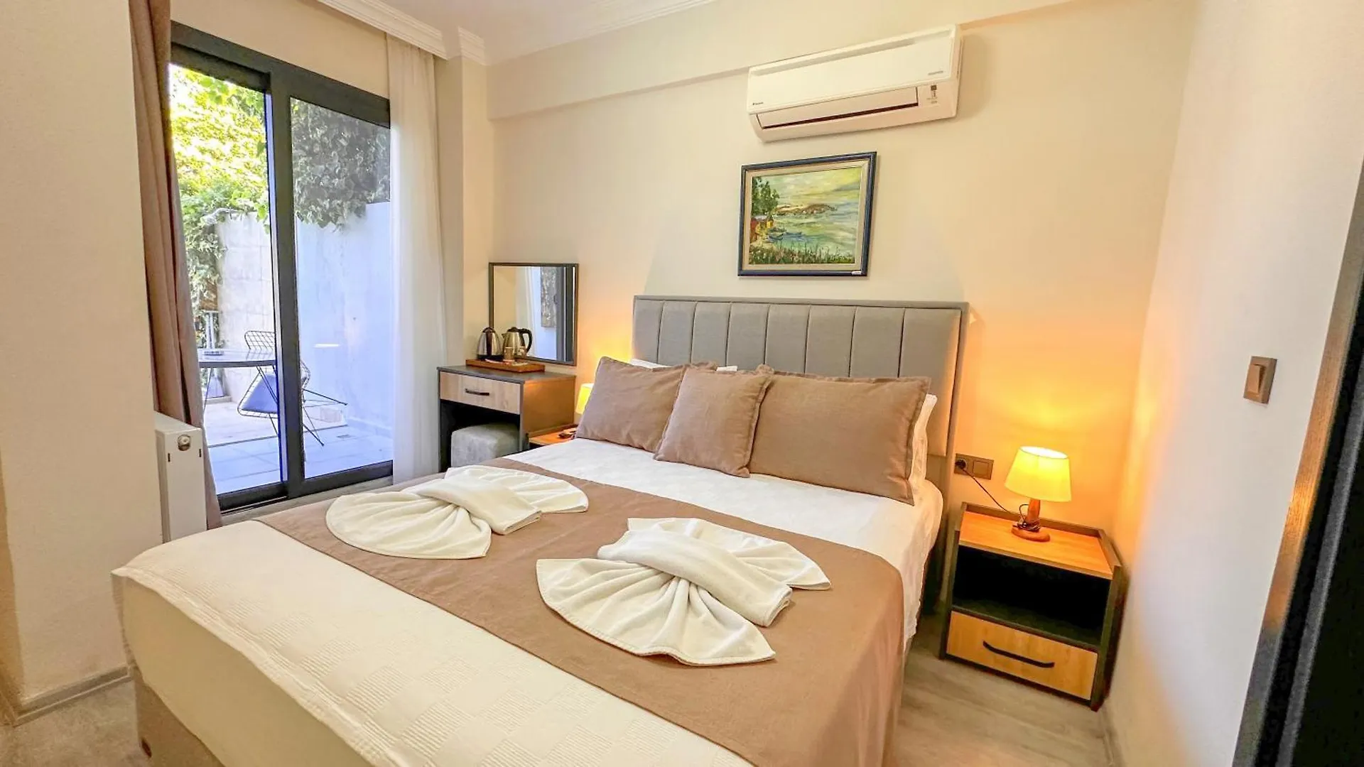 Bed & Breakfast Mykonut Boutique Suites Fethiye