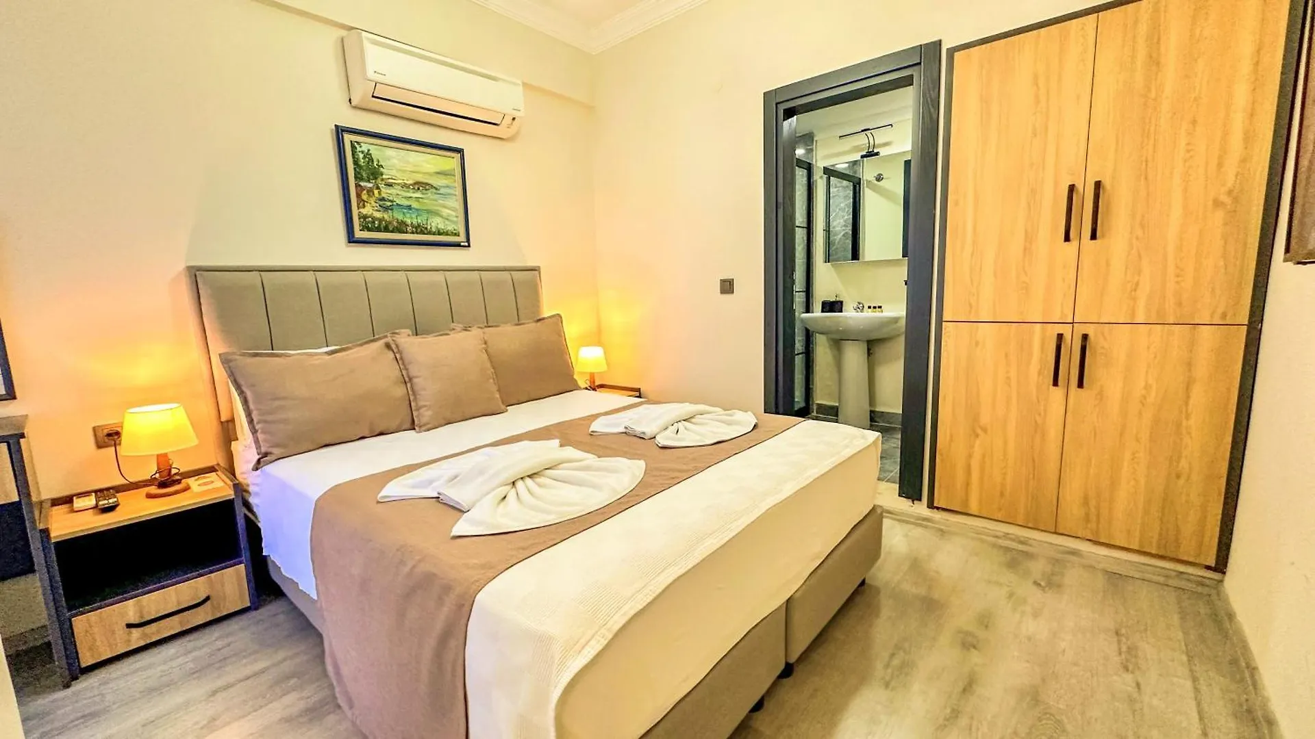 Mykonut Boutique Suites Fethiye Bed & Breakfast